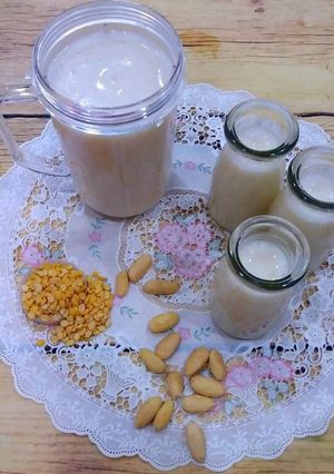 Hình của món Sữa hạnh nhân, đậu xanh, vừng trắng.