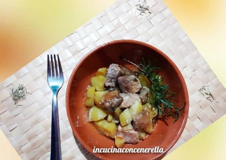 Recipe of Any-night-of-the-week Caramelle di suino con porcini e patate