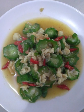 Cara Gampang Membikin Resep Tumis oyong telor simple yang Lezat Anti Ribet, Mantap Sekali