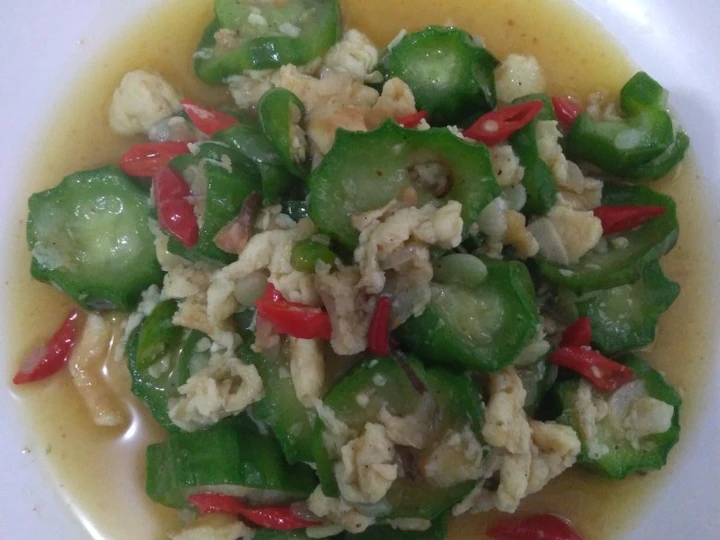 Cara Gampang Membikin Resep Tumis oyong telor simple yang Lezat Anti Ribet, Mantap Sekali
