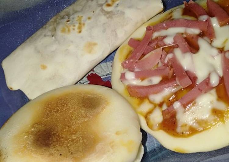 Pizza mini, kebab dan Chinese Bun