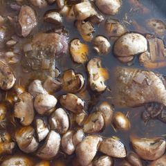 A picture of Chicken Potjie with Mediterranean Spices.