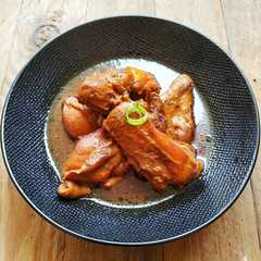 A picture of Semur Ayam Sederhana.