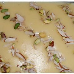 A picture of Custard kheer 😍.