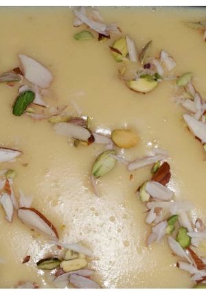 A picture of Custard kheer 😍.