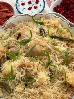 A picture of White chicken pulao💞.