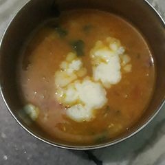A picture of Daal makhni.