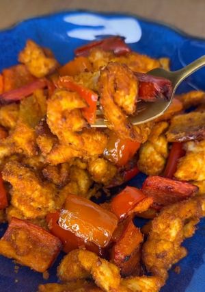 A picture of Chicken Strips with Roasted Bell Peppers.