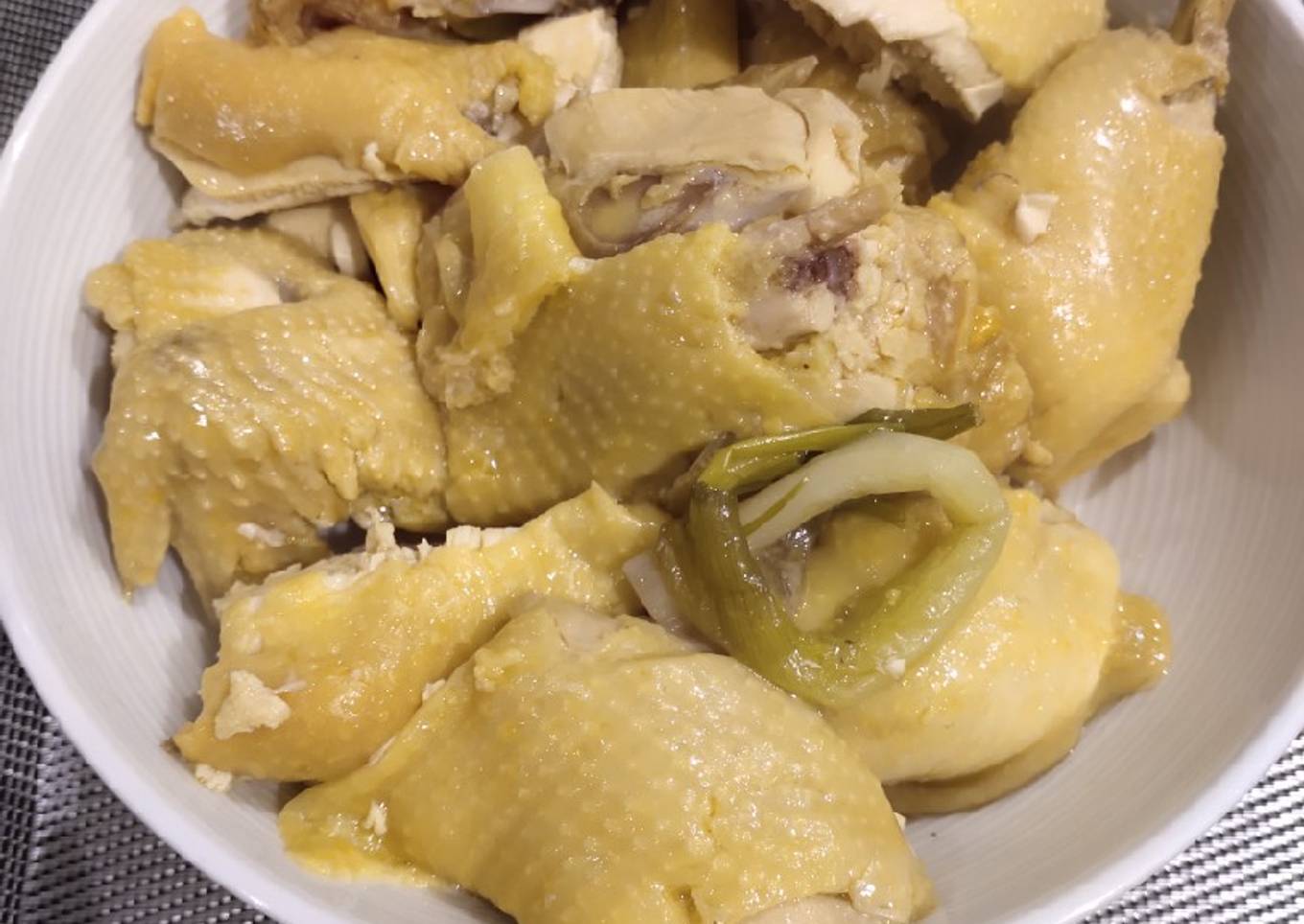 Chicken with Sesame Oil Steamed