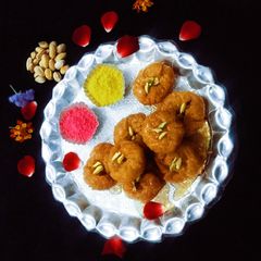 A picture of Balushahi.