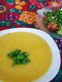 Una foto de Sopa crema de verduras