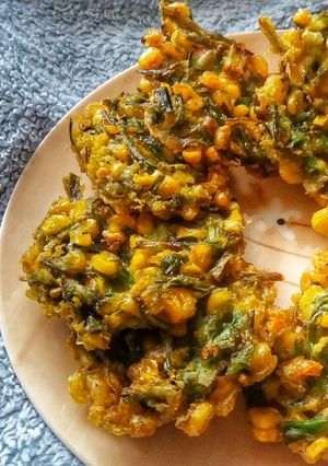 A picture of Perkedel Jagung & Kucai /Corn and Chives Fritters.