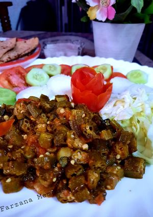 A picture of Dum wali masala bhindi.