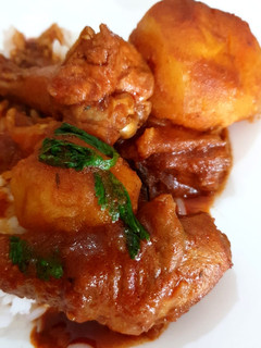 A picture of Divine Chicken Curry and Rice.