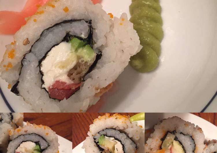 Easiest Way to Prepare Super Quick Homemade Smoked Salmon and shrimp cream cheese Sushi