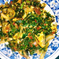 A picture of Spinach source and smoke fish.