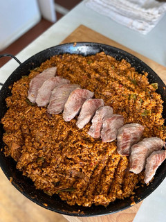 Una foto de Paella con presa ibérica