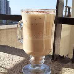 Una foto de Frappuccino de café y vainilla
