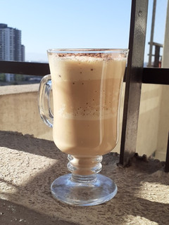 Una foto de Frappuccino de café y vainilla