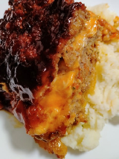 A picture of Barbecue cheeseburger meatloaf.
