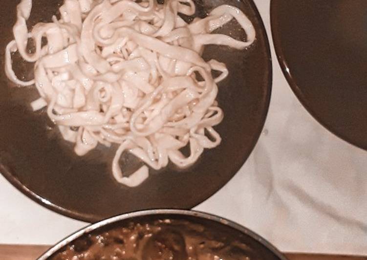 Fresh pasta and meat balls