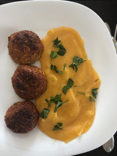 Cukkinifasírt kétféle burgonyával recept fotója
