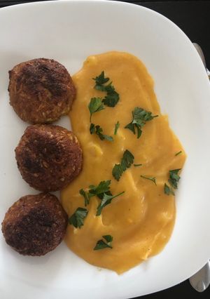 Cukkinifasírt kétféle burgonyával recept fotója
