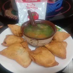 A picture of Street style homemade Samosa.