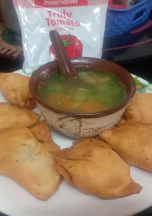 A picture of Street style homemade Samosa.