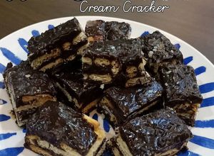 Gambar Kek Batik Cream Crackers