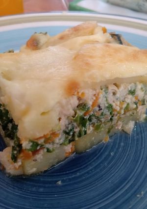 Una foto de 🥔🥬Pastel de papa y atún 🥔🥬