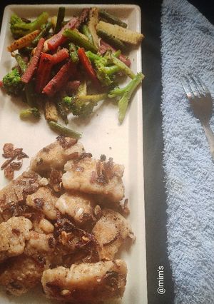 A picture of Tawa Fish with seasonal Veggies.