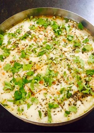 A picture of Dhokla White.