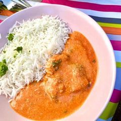 A picture of Chicken yogurt curry.