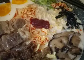 Resep Terbaik Hakata Ramen rumahan/ramen susu Ala Warteg