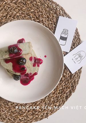 Hình của món Ăn dặm- Pancake yến mạch Việt quất.