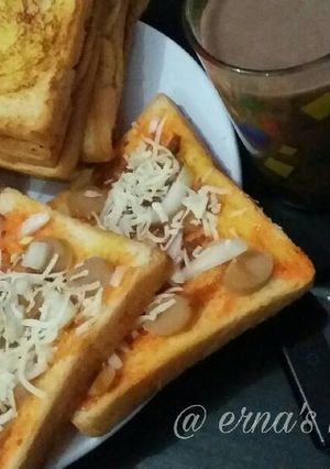Foto resep Pizza roti tawar (menu sarapan praktis)