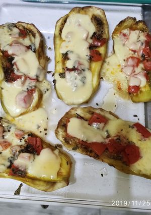 Una foto de Berenjenas asadas en microondas