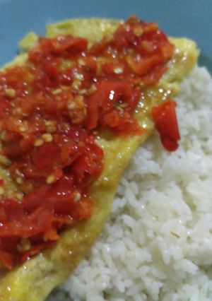 Foto resep Dadar telor gencet (anakan ayam geprek /penyet) kreasi irma