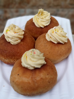 A picture of Coated filled doughnuts.