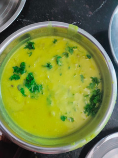 कड़ी (Kadhi recipe in Hindi) रेसिपी मुख्य फोटो