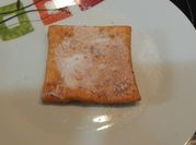 Una foto de tortas fritas con harina comun
