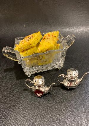ઢોકળાં (Dhokla Recipe In Gujarati) રેસીપી મુખ્ય ફોટો