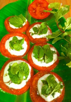 A picture of Tomato Mint Salad.