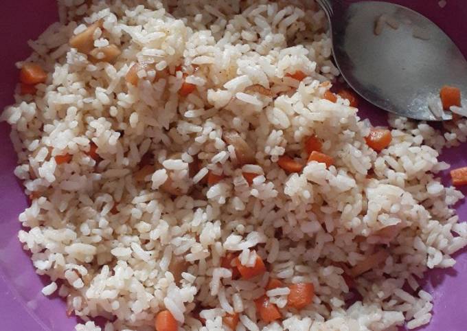 14. Nasi goreng sosis wortel