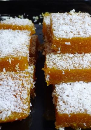 A picture of Mango Coconut Burfi without oil.