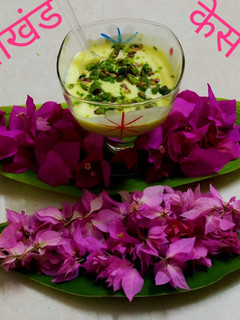 केसर श्रीखंड (kesar Shrikhand recipe in hindi) रेसिपी मुख्य फोटो