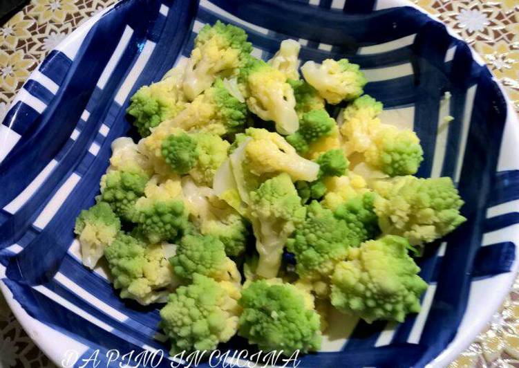 Steps to Make Fatto in casa Orecchiette con Broccolo Piccante