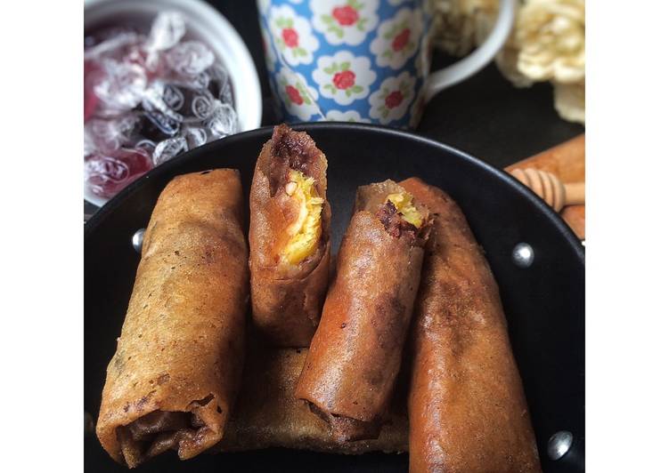 Pisang cokelat keju lumer (piscok jumer)