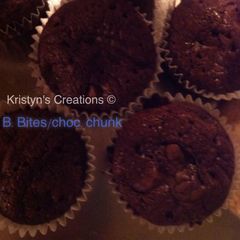 A picture of Brownie Bites (with Chocolate Chunks!).